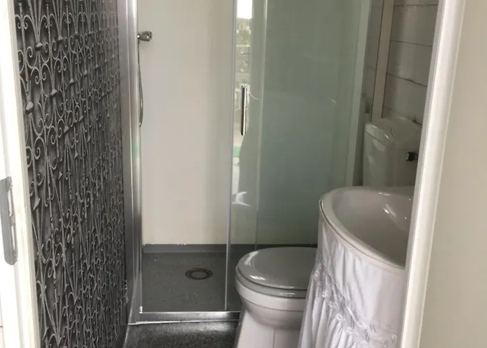 Campsite Mooij 213 *